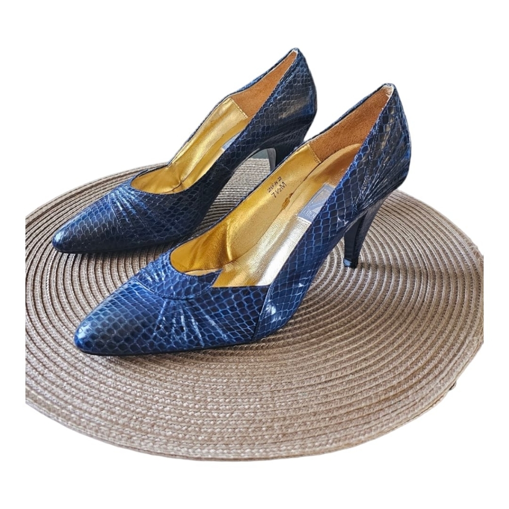 J. Renee #2982 7 1/2M